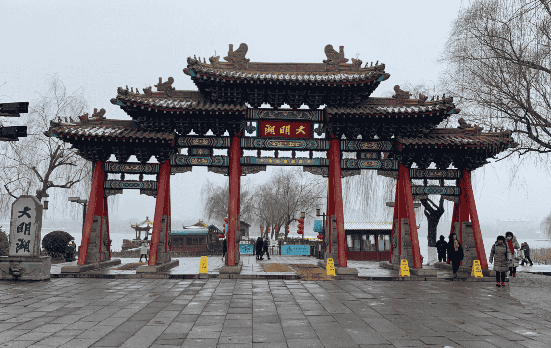 Swift上下文菜单式对话框confirmationDialog()